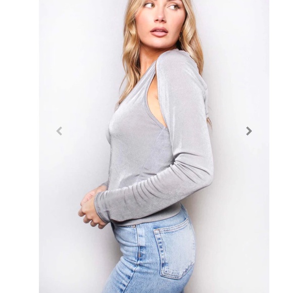 2/$20 Two piece set, halter top with blazer - Picture 6 of 9